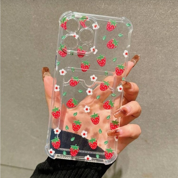 ⚠️Clearance iPhone 15/ Pro Max Strawberry Pattern Clear Phone Case - Picture 3 of 4